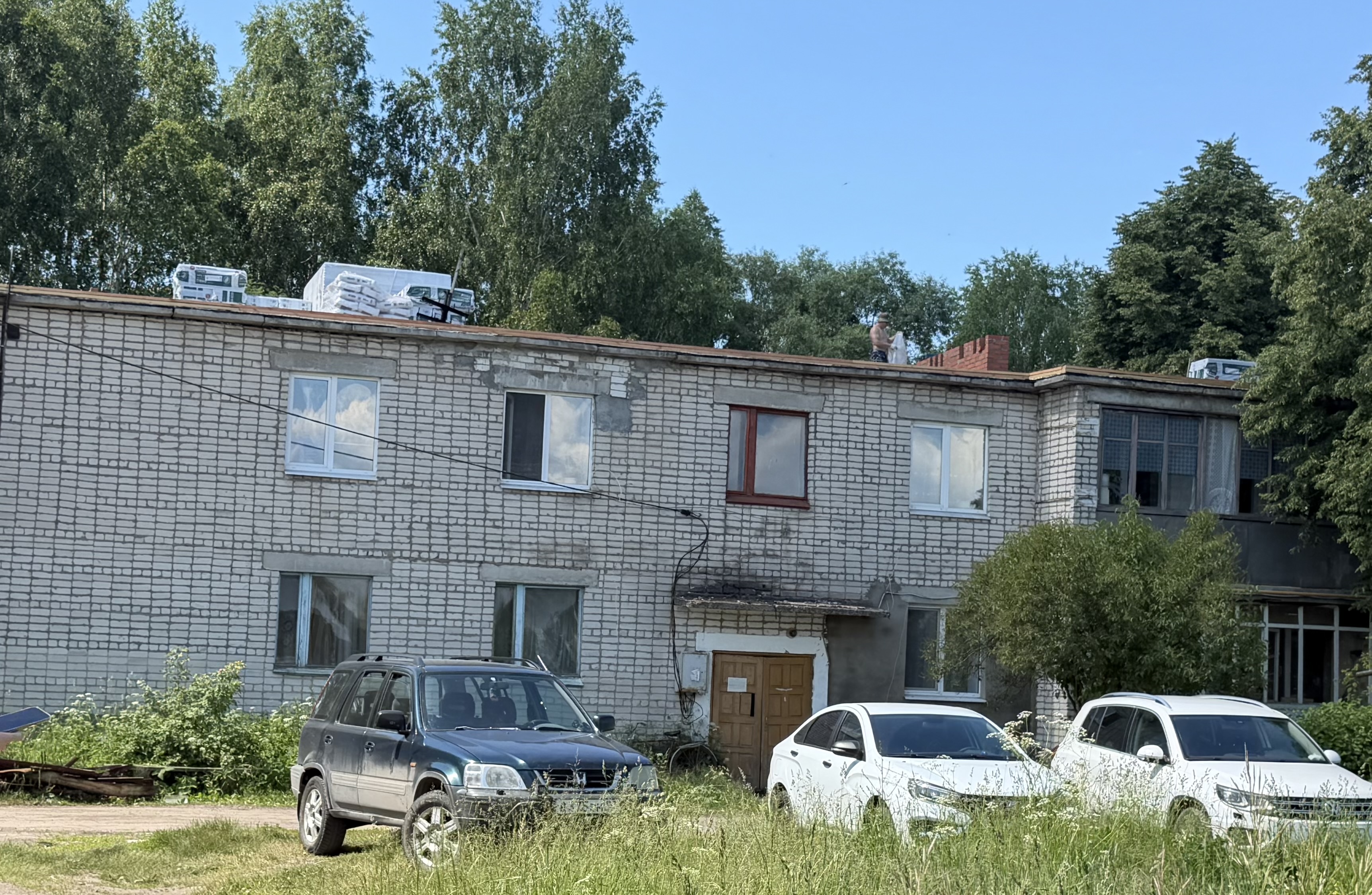 Первый заместитель генерального директора Фонда Ирина Штафинская проверила ход работ по капремонту